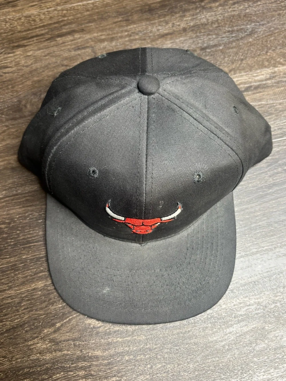 New Old Stock Chicago Bulls Snap Back Hat